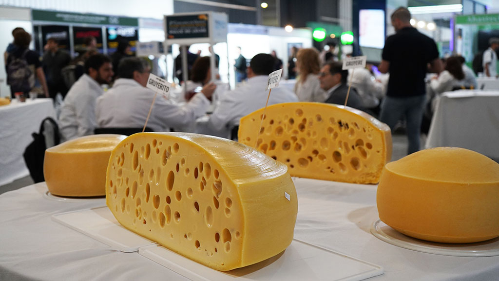 El futuro de la lechería: la UNER impulsa la innovación en el sector productivo