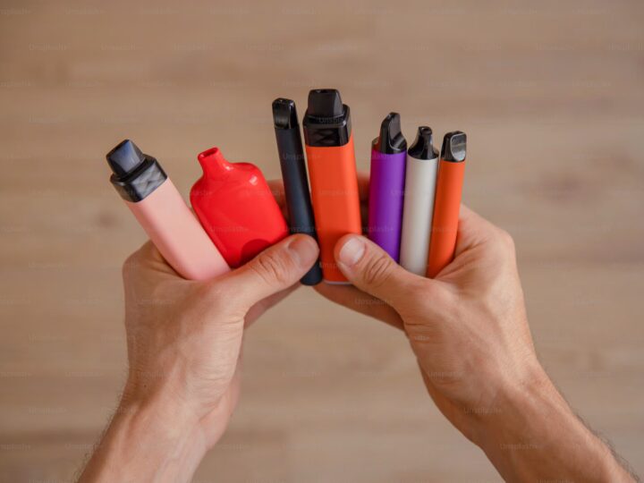 Científicos desarman el mito del vapeo seguro